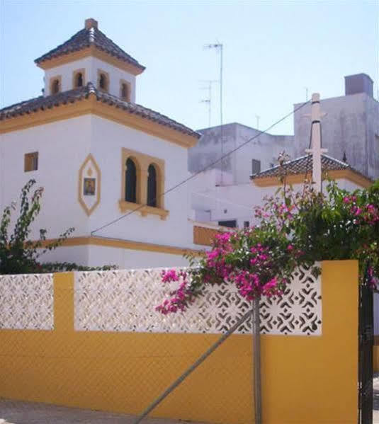 Hostal Villa Mercedes Chipiona Εξωτερικό φωτογραφία