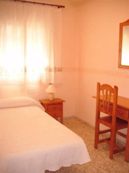 Hostal Villa Mercedes Chipiona Εξωτερικό φωτογραφία